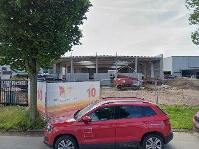295 m2 warehouse for rent in Lokeren