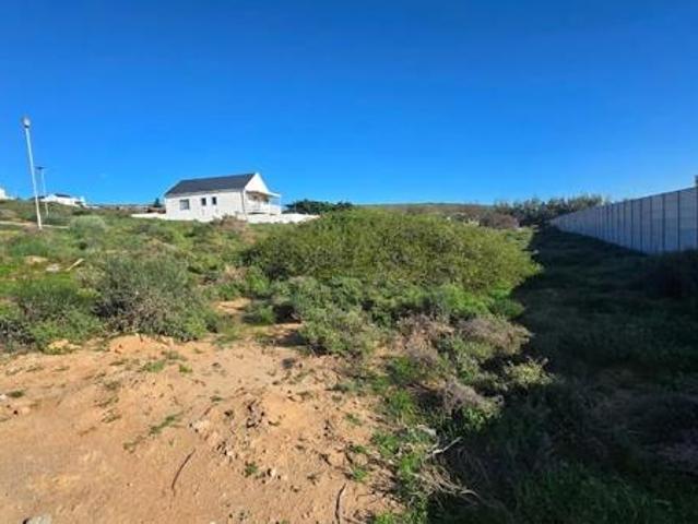 295 m² Land available in St Helena Views
