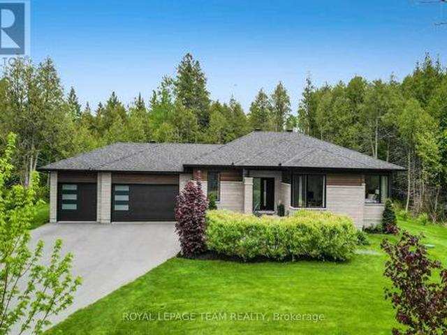 295 Ridgemont Drive, Beckwith, ON, K0A 1B0 Luxury House for sale | Listing ID X12266 | Royal LePage Carriage Trade Luxury Properties