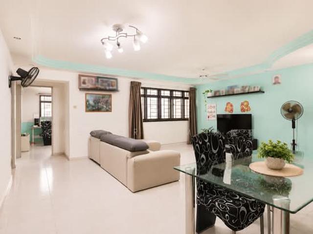 295A Compassvale Crescent HDB Apartment For Sale, $650,000, 3 Bed 2 Bath 1,184 sqft $549.00 psf