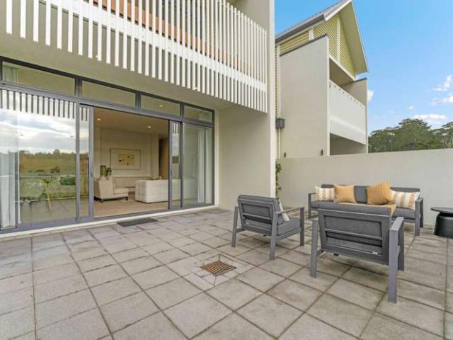 295D Millwater Parkway, Millwater, Rodney