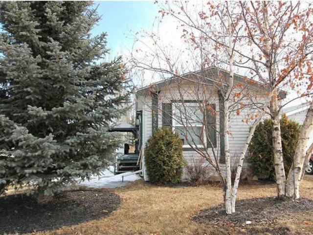 2964 Lakewood DR NW Edmonton Alberta