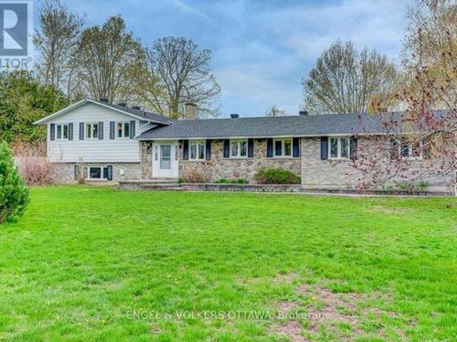 2963 Roger Stevens Drive E, Ottawa, ON, K0A 2T0 house for sale | Listing ID X13206 | Royal LePage
