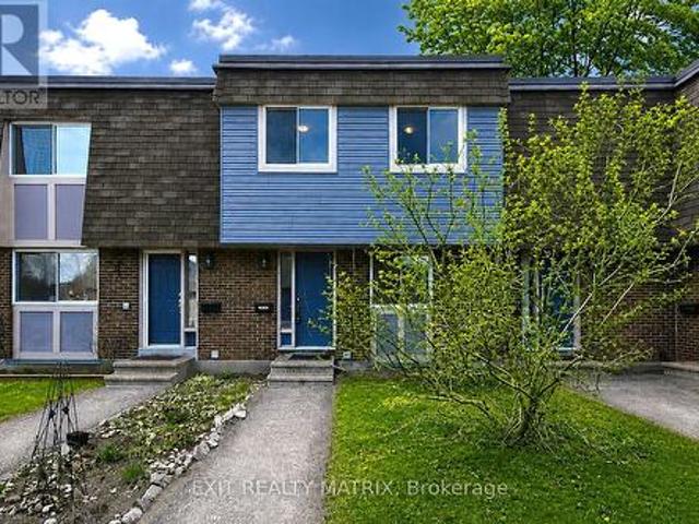 2988 Fairlea Crescent, Ottawa, ON, K1V 8T7 townhouse for lease | Listing ID X13090 | Royal LePage