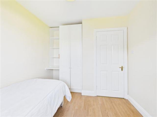 Sale Agreed | 5 Esker Walk, Ardkeen Village, Waterford Sherry FitzGerald John Rohan 5018 MyHome. Ie Residential
