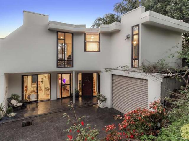 2/99 Hadfield Street, Beach Haven, North Shore City