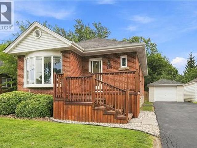 299 West 5Th Street, Hamilton, ON, L9C 3P2 house for sale | Listing ID 40856 | Royal LePage
