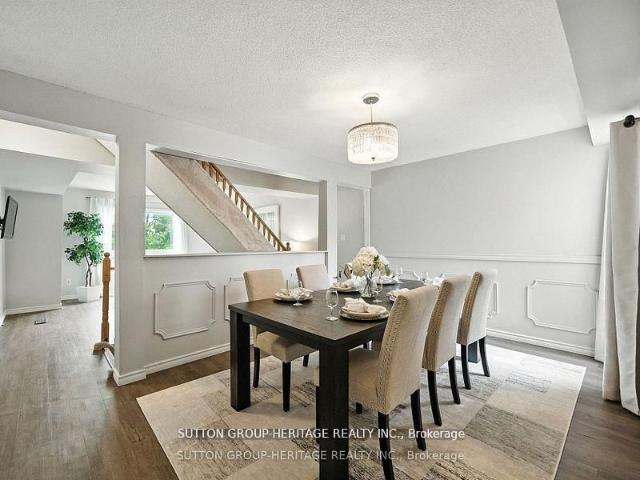 29 601 Galahad Drive, Oshawa | 3Beds/2Bath, Townhouse, $429,900 | Condos. Ca