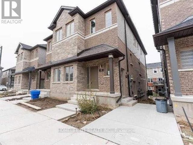 29 205 West Oak Trail, Kitchener, ON, N2R 0R9 townhouse for lease | Listing ID X13045 | Royal LePage