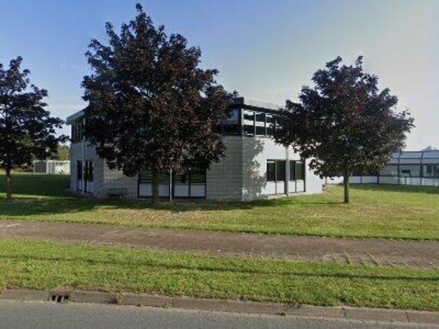 29 3180 m2 office space for rent in Venlo