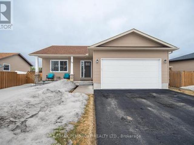 29 Terrance Drive, Petawawa, ON, K8H 0H3 house for sale | Listing ID X12986 | Royal LePage
