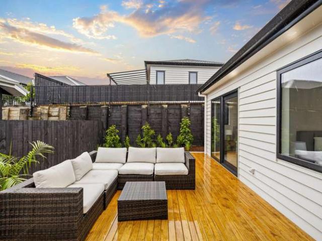 29 Tukutata Crescent, Milldale, Rodney