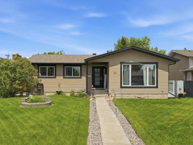 29 Winchester Avenue, Spruce Grove, AB, T7X 1L5 house for sale | Listing ID E4494 | Royal LePage