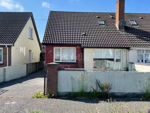 29 Willow Wood Lawn, Hartstown, Dublin 15 is for rent