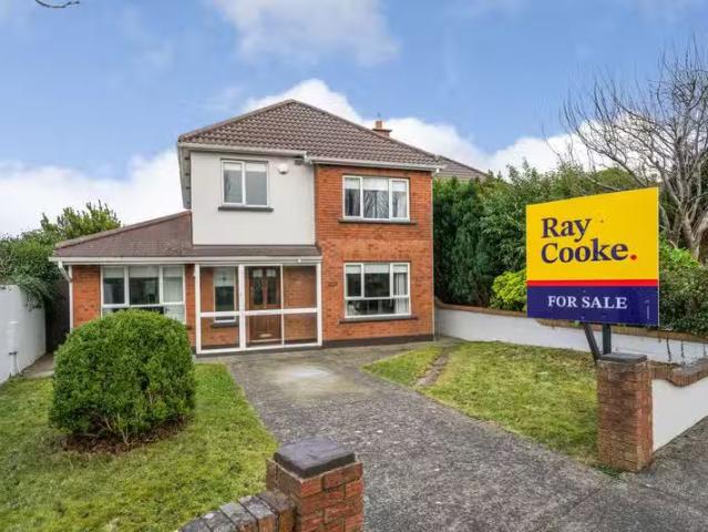 29 Wood Dale Crescent, D24 E0C2, Ballycullen, Dublin 24 is for.