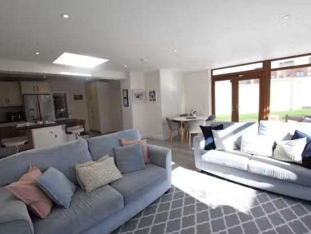 29 Applewood, Maryborough Ridge, Douglas, Co. Cork, T12A97Y is.