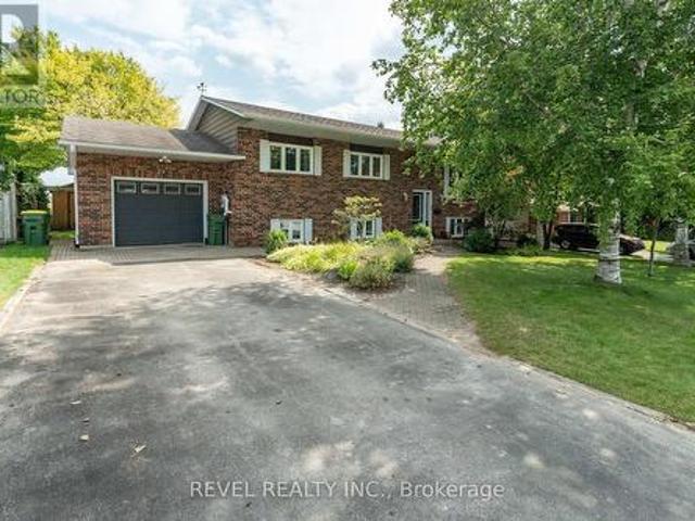 29 Armstrong Crescent, Grey Highlands, ON, N0C 1H0 house for sale | Listing ID X12130 | Royal LePage