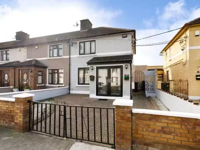 29 Ballyfermot Avenue, D10 PC93, Ballyfermot, Dublin 10 is for.