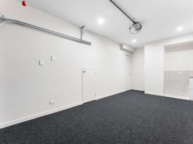 Address withheld, 1665, Waitakere City