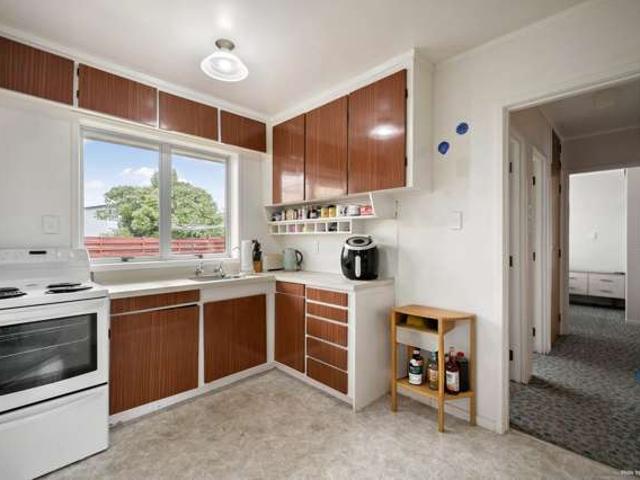 2/9 Cooper Place, Papakura