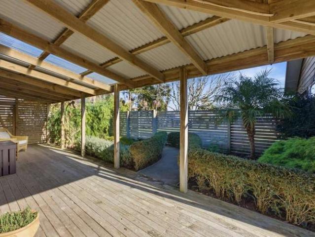 29 Donnelly Street, Oakura, New Plymouth