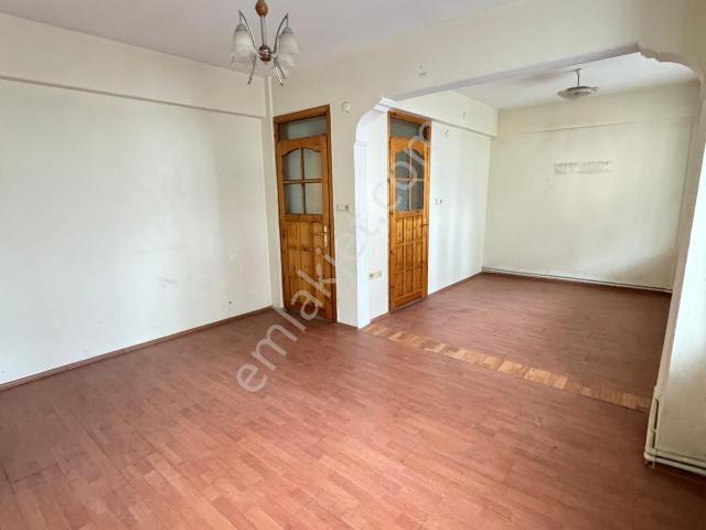 29 Ekim Bulvarı Yakını 2+1 Yüksek Giriş Masrafsız Daire