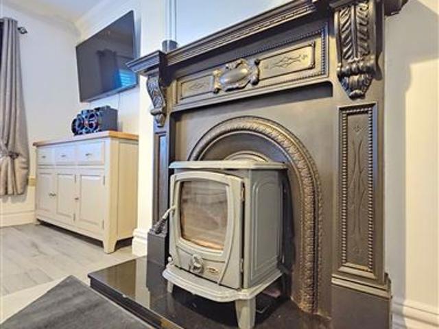 29 Leim An Bhradain, Gort Road, Ennis, Co. Clare DNG O'Sullivan Hurley 4920 MyHome. Ie Residential