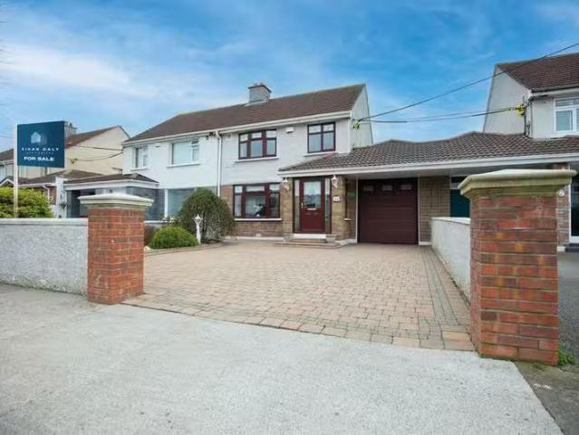 29 Lorcan Green, Santry, Dublin 9, D09DR72 is for sale