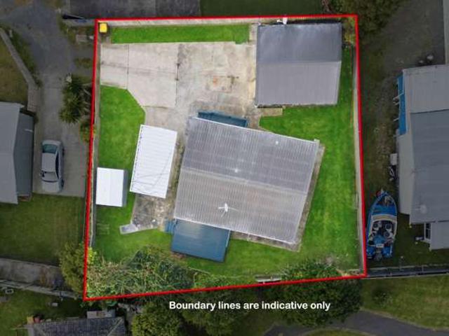 2/9 Maplesden Drive, Clendon Park, Manukau City