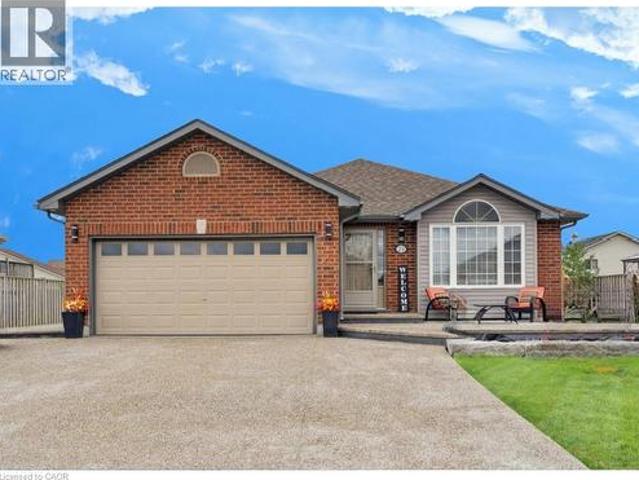 29 Mapleview Drive, Hagersville, ON, N0A 1H0 house for sale | Listing ID 40831 | Royal LePage