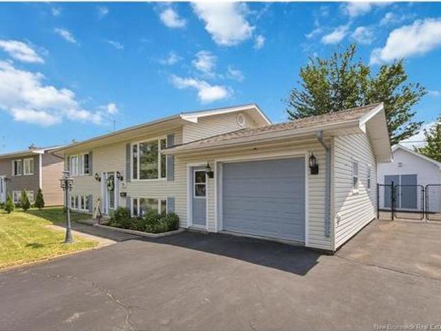 29 Mecca Dr, Moncton, NB, E1G 1B7 house for sale | Listing ID NB143645 | Royal LePage