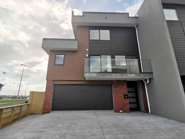 29 Meritage Lane, Te Atatu South, Waitakere City