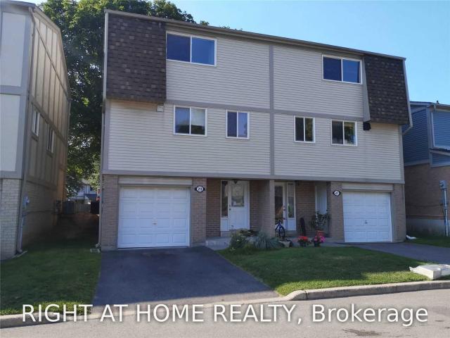 29 New Port Way, Thornhill | Leased, N13641 | Condos. Ca