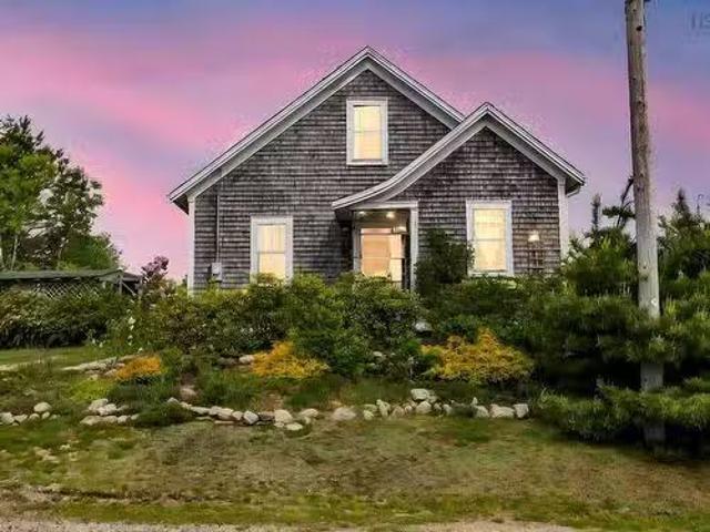 29 Old Trunk 3, Chester, NS, B0J 1J0 house for sale Listing.