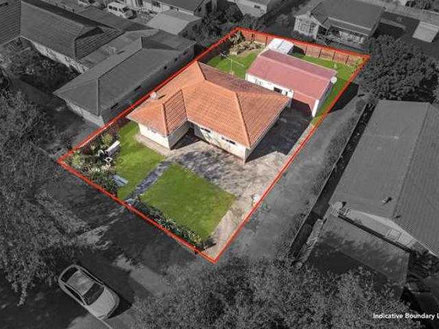 29 Othello Drive, Clover Park, Manukau City