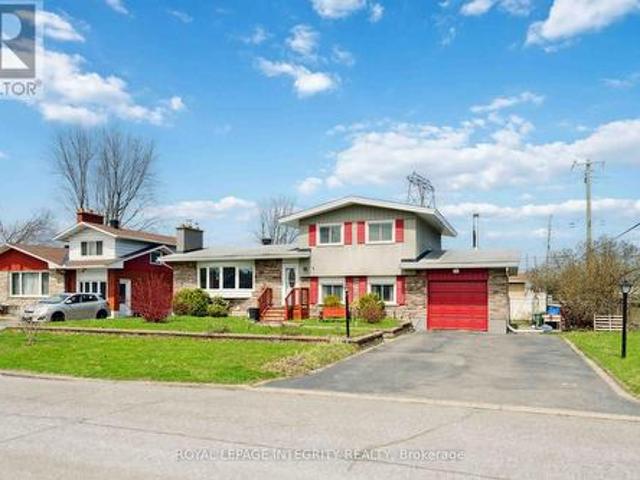 29 Pritchard Drive, Ottawa, ON, K2G 1B2 house for sale | Listing ID X13639 | Royal LePage