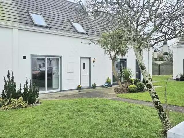 29 Redbarn Cottages, Redbarn, Youghal, Co. Cork, P36TY38 is fo.