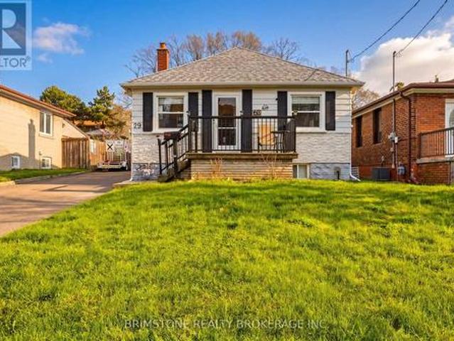 29 Ridge Road, Toronto, ON, M3M 1C6 house for sale | Listing ID W13077 | Royal LePage