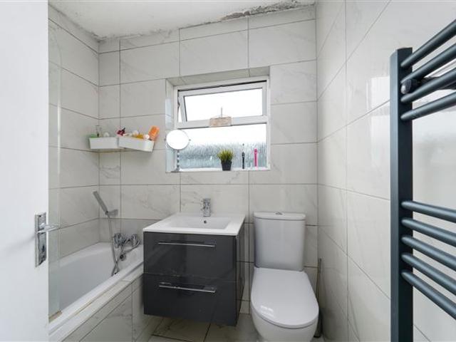 29 River Valley Court, Swords, Co. Dublin Ray Cooke Auctioneers Finglas 4927 MyHome. Ie Residential