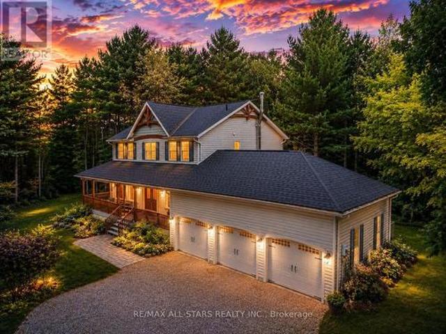 29 Robert Boulevard, Springwater, ON, L0L 1V0 house for sale | Listing ID S13446 | Royal LePage