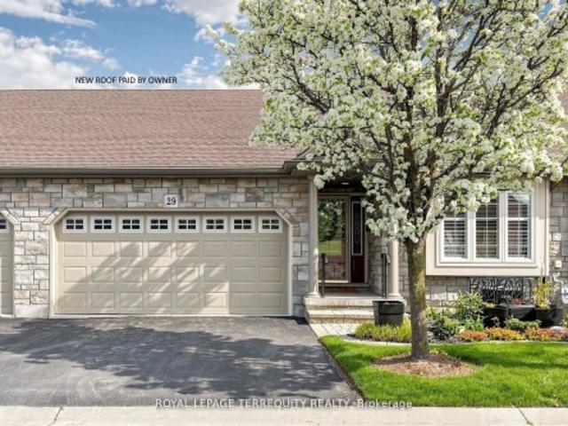 29 Rose Glen Crescent, Niagara On The Lake, ON, L0S 1T0 townhouse for sale | Listing ID X13570 | Royal LePage