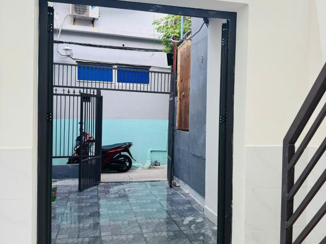 2 Mặt Kiệt thông, gần MT Điện Biên Phủ, 40m2, sân cực rộng, 2PN, 2. X tỷ