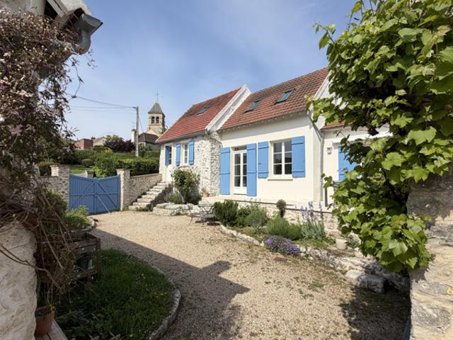 2 MAISONS ANCIENNES AVEC TERRAIN