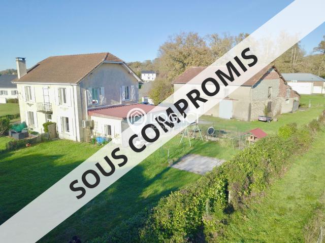 2 maisons mitoyennes + grange + annexe à Caubios Loos