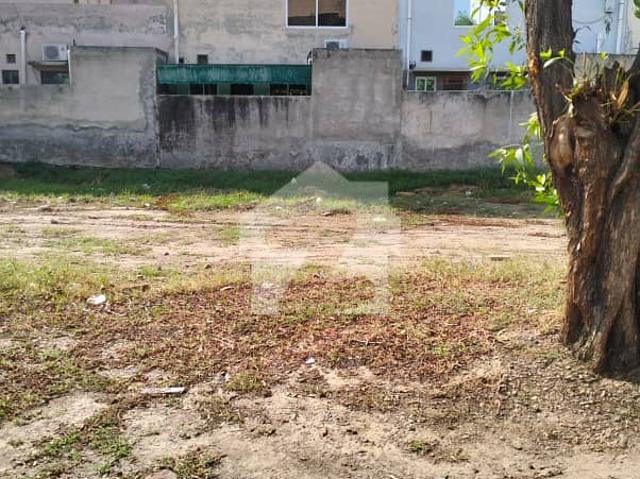 2 marla commercial plot for sale sec d aa abhria town lahore