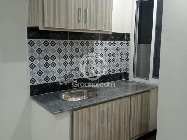 2 Marla Flat for Rent