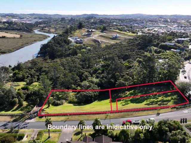 2 Matheson Road, Red Beach, Rodney