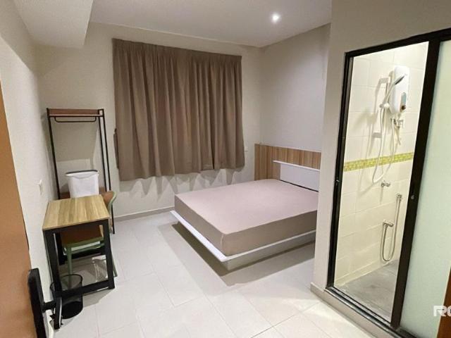 ✨ 2 mins walk to SJMC SUBANG JAYA! ✨Master room with toilet for rent,SS15,SUBANG JAYA