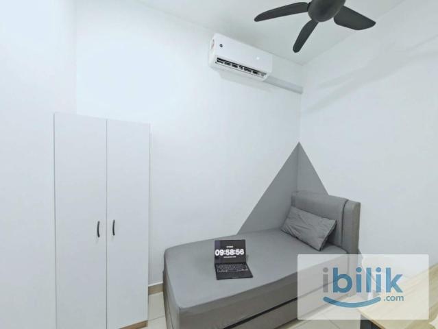 2 mins walking to Maluri MRT FullyFunish Single Room ️1month Depo