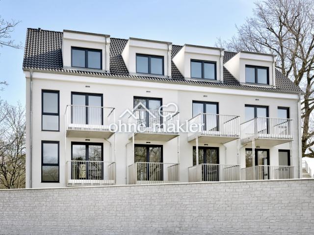 2 moderne Neubau Mehrfamilienhäuser
